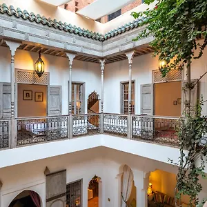 4* Riad Altair